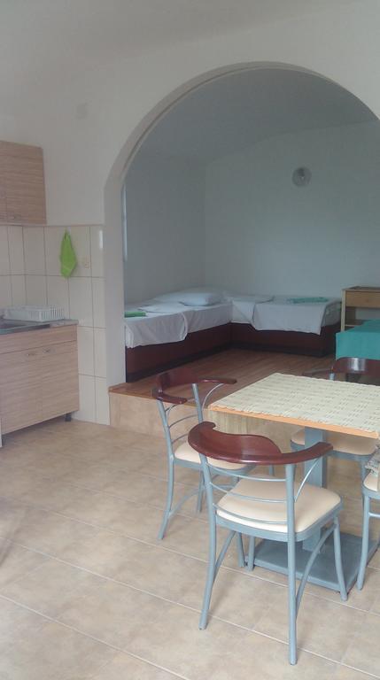 Apartments Krste Trpejca Εξωτερικό φωτογραφία
